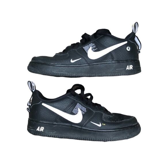 RARE 2018 Nike Air Force 1 Utility Black White Size 7 - Picture 7 of 15